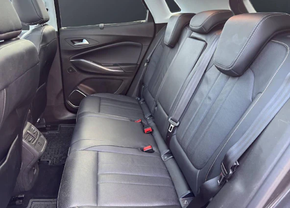 image du véhicule 10 image du véhicule 10