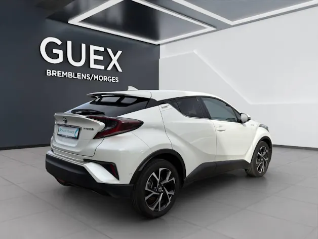 Toyota C-HR 1.8 VVTi HSD Trend