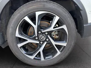 Toyota C-HR 1.8 VVTi HSD Trend