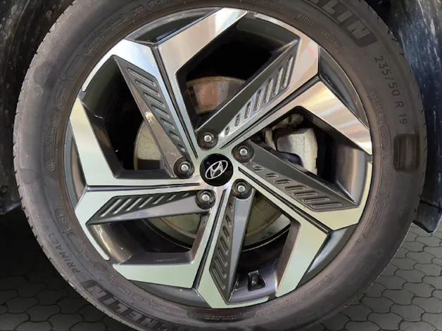 Hyundai Tucson 1.6 T-GDi HEV Vertex 4WD