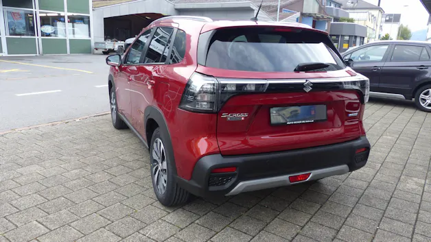 Suzuki S-Cross 1.4 T Compact Top Hybrid 4x4