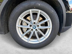 https://vehicle.imgix.net/4267897/6285dc1a-4350-4c03-8032-5007a8c5fadd.jpg