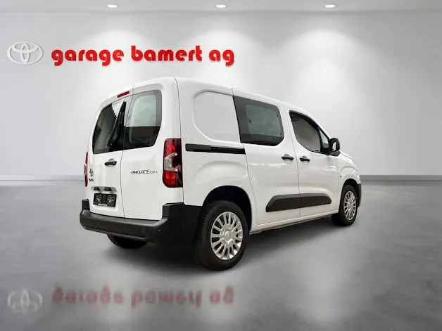 Toyota PROACE CITY Van L1 1.2 Active