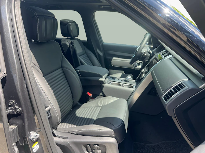image du véhicule LAND ROVER DISCOVERY
