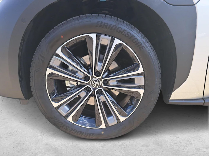 Fahrzeugbild TOYOTA BZ4X
