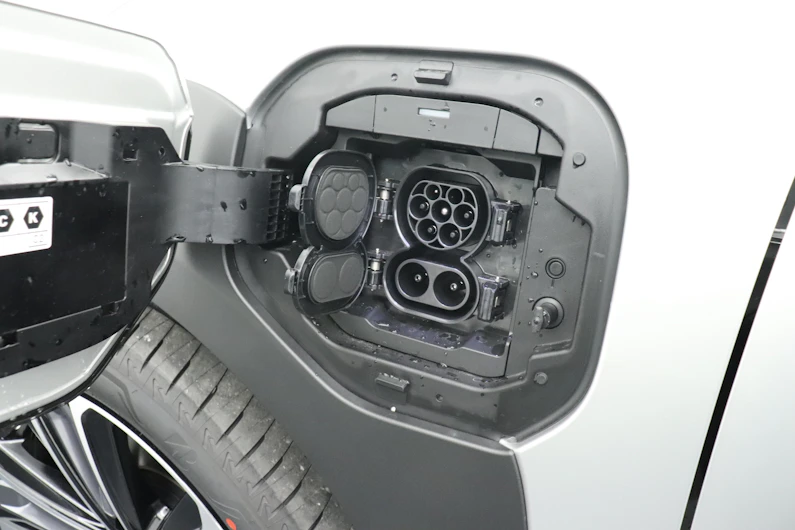 Fahrzeugbild TOYOTA BZ4X