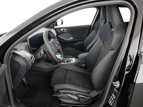 https://vehicle.imgix.net/4268005/07d81b2f-ca67-4ee3-a312-a4f869dd9fe1.jpg