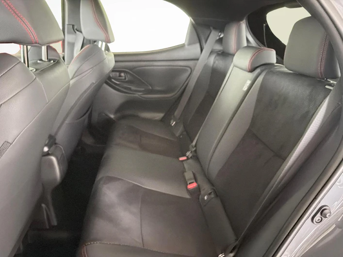 immagine del veicolo TOYOTA YARIS