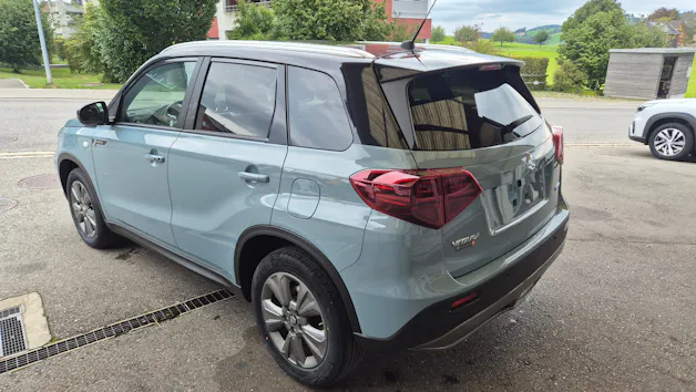 Suzuki Vitara 1.4 T Sakura Hybrid 4x4