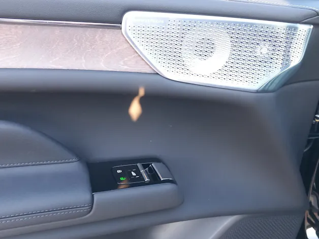 Volvo ES90 Ultra