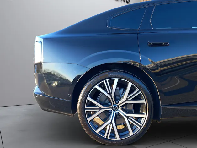 Volvo ES90 Ultra
