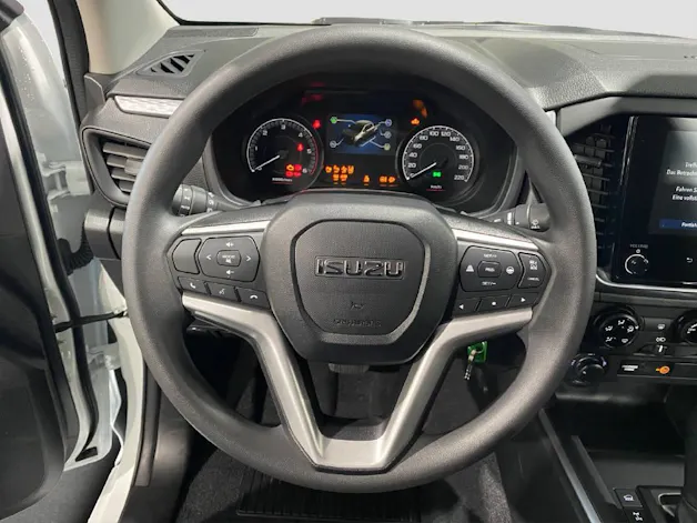 Isuzu D-Max Crew Pick-up 1.9 DDi N60 BB+ 4x4 Brücke Faba