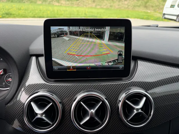 Mercedes-Benz B 200 d AMG Line