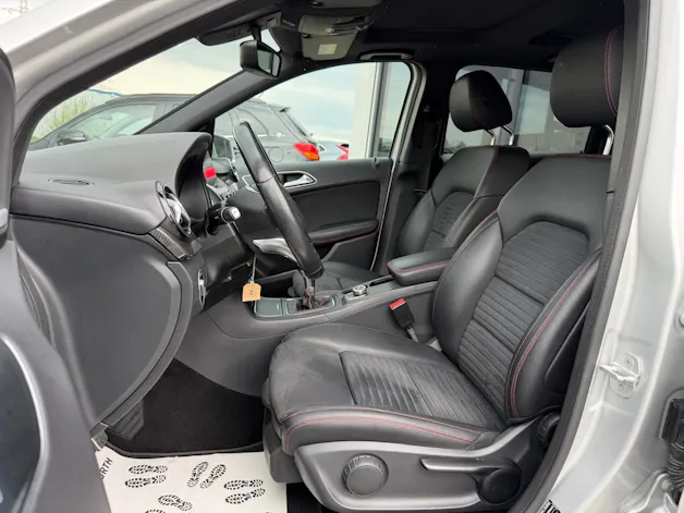 Mercedes-Benz B 200 d AMG Line