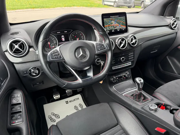 Mercedes-Benz B 200 d AMG Line