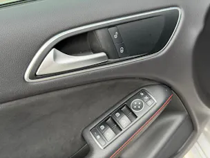 Mercedes-Benz B 200 d AMG Line