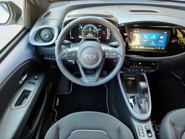 Toyota Aygo X 1.5 VVT-i HSD Trend