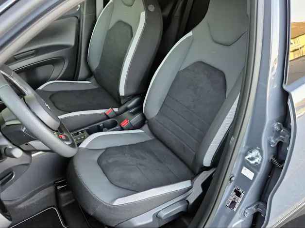 Toyota Aygo X 1.5 VVT-i HSD GR Sport mit Faltdach