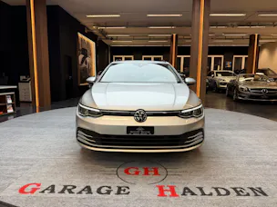 VW Golf VIII Variant 1.0 eTSI Life DSG