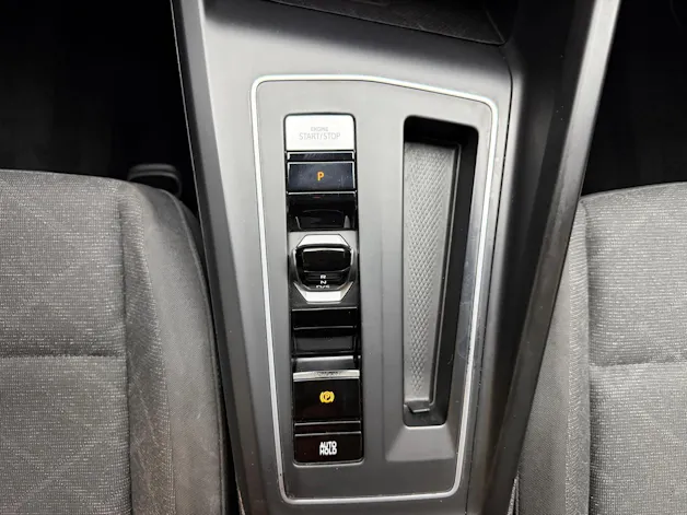 VW Golf VIII Variant 1.0 eTSI Life DSG