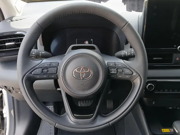 Toyota Yaris 1.5 VVT-i HSD Trend