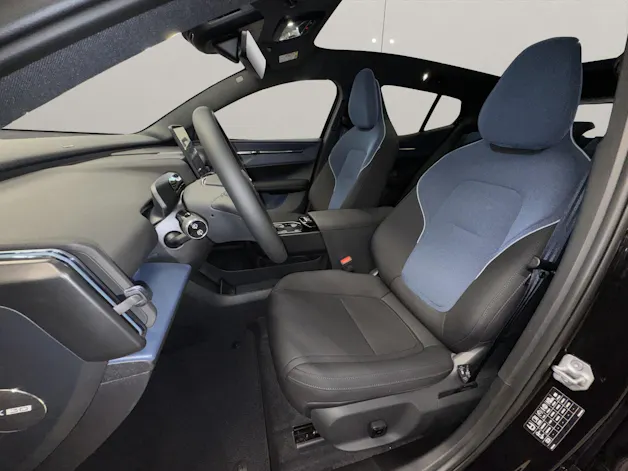 Volvo EX30 CC E60 Twin Performance AWD