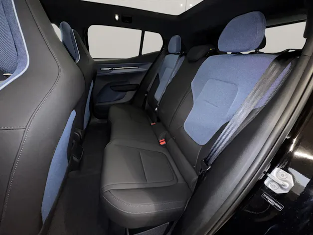 Volvo EX30 CC E60 Twin Performance AWD