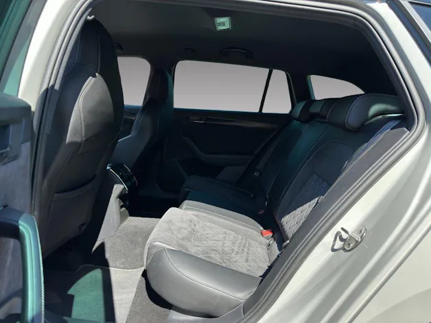 Škoda Superb Combi 1.4 TSI PHEV SportLine DSG