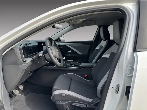 Opel Astra Sports Tourer 1.2 T Edition
