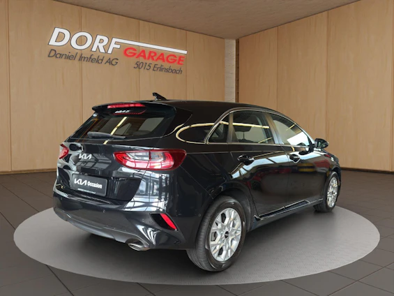 immagine del veicolo 3 immagine del veicolo 3