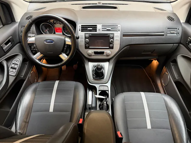 Ford Kuga 2.0 TDCi 140 Titanium