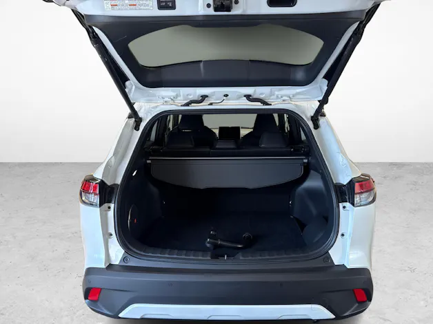 Toyota Corolla Cross 2.0 HSD Premium AWD-i + Gancio traino amovibile e Ruote invernali incluse