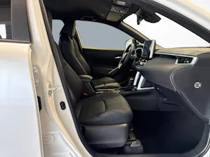 Toyota Corolla Cross 2.0 HSD Premium AWD-i + Gancio traino amovibile e Ruote invernali incluse