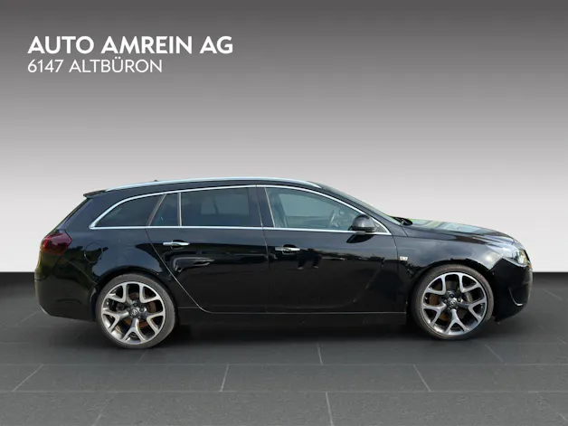 Opel Insignia Sports Tourer 2.8 V6 T 4x4 OPC