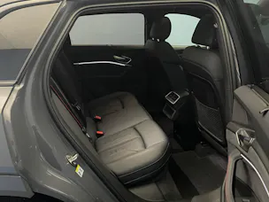 Audi Q8 e-tron 50 S Line quattro