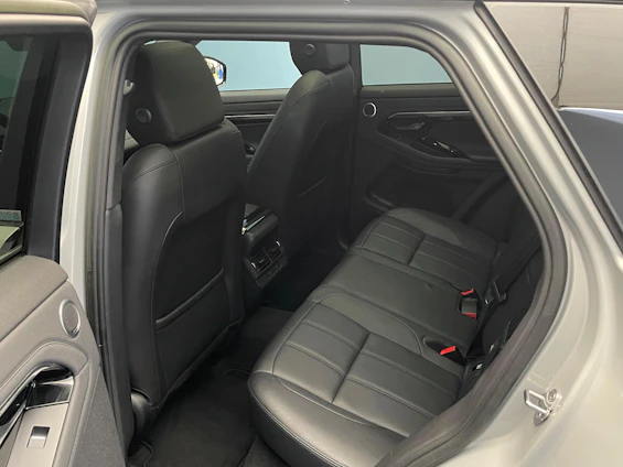 Vehicle image 9 Vehicle image 9