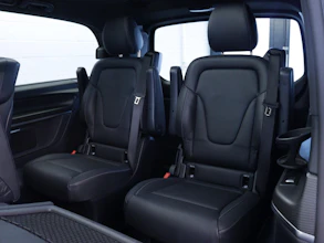 https://vehicle.imgix.net/4268786/e7e0c05a-112d-49f9-ba80-2b4986c3b255.JPG