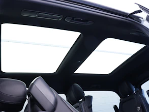 https://vehicle.imgix.net/4268786/fa1bede0-46a7-40bc-ae5b-9b0301fa41d0.JPG