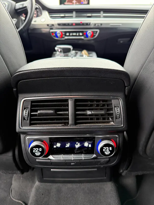 Audi Q7 3.0 V6 TDI quattro T-Tronic