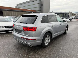 AUDI Q7 3.0 V6 TDI quattro T-Tronic