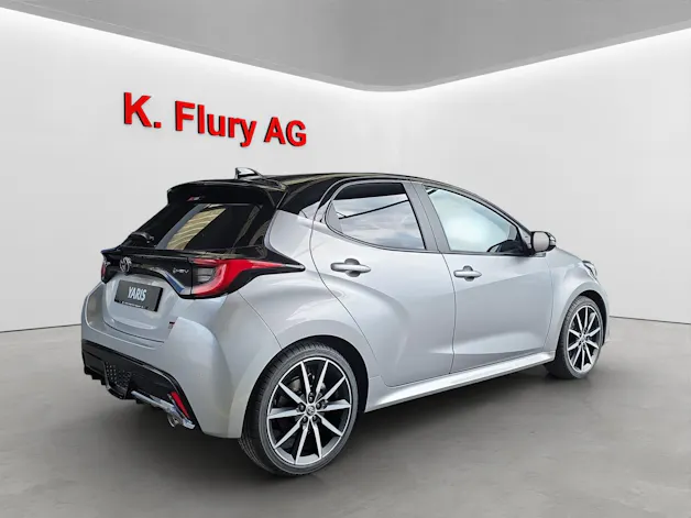 Toyota Yaris 1.5 VVT-i HSD GR Sport