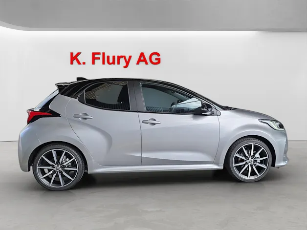 Toyota Yaris 1.5 VVT-i HSD GR Sport