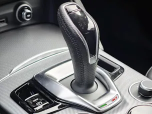 Alfa Romeo Stelvio 2.0 Q4 280 Veloce Pack Tow Hook
