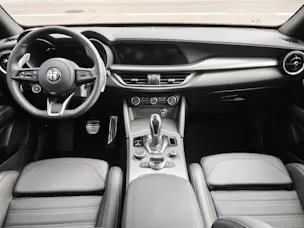 Alfa Romeo Stelvio 2.0 Q4 280 Veloce Pack Tow Hook