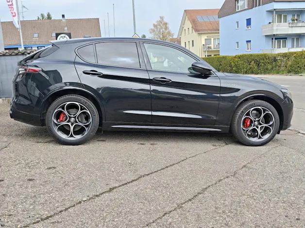 Alfa Romeo Stelvio 2.0 Q4 280 Veloce Pack Tow Hook