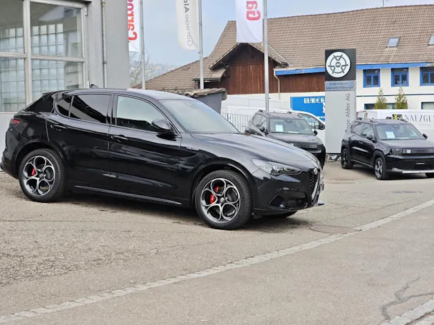 Alfa Romeo Stelvio 2.0 Q4 280 Veloce Pack Tow Hook