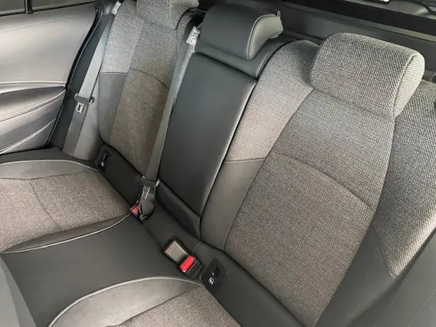 Toyota Corolla Touring Sports 2.0 HSD Swiss Edition