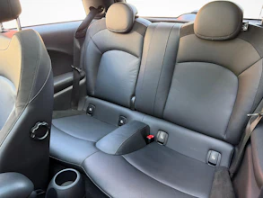 https://vehicle.imgix.net/4269464/56ac1569-736d-4e1c-ae00-7ccee5f4d3e3.jpg