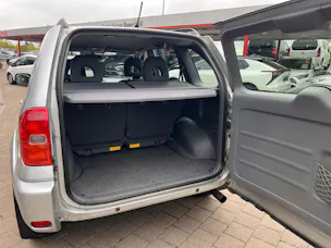 Toyota RAV4 2.0i-16V Linea Sol