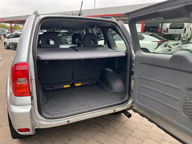 Toyota RAV4 2.0i-16V Linea Sol